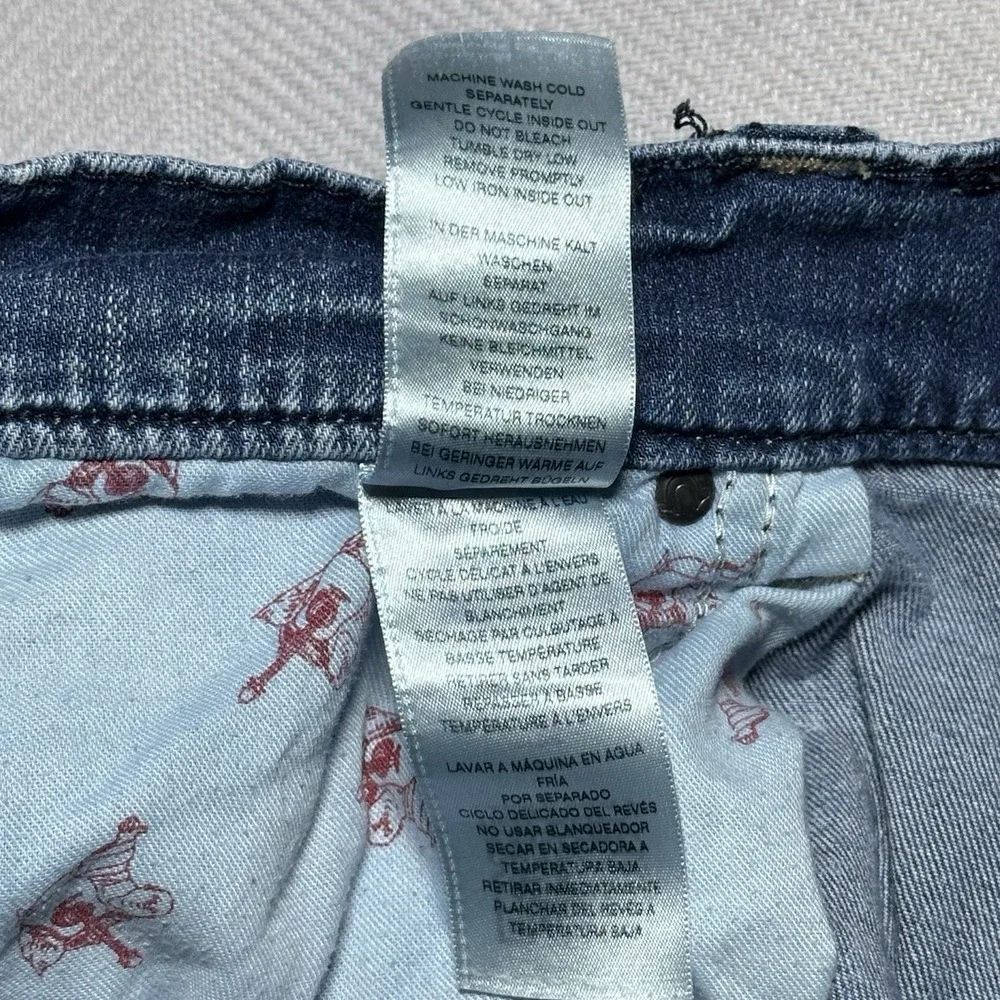 True Religion Rocco Jeans Mens 42x32 Relaxed Skinny Flap Pockets Acid Wash‎